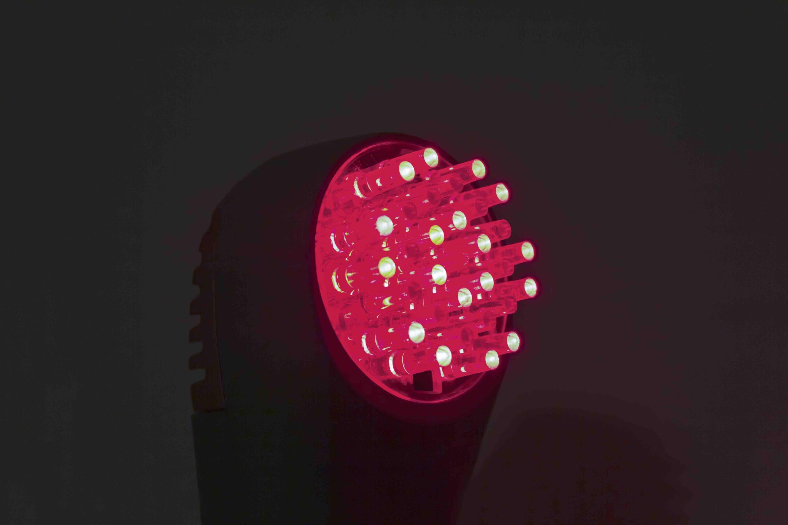 There are several red light therapy devices with “Luma” in the name. They are not the same category of product, and the differences affect outcomes, session time, and what conditions they realistically fit.